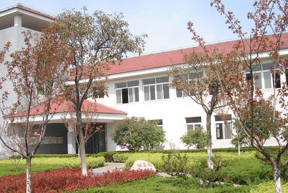 溧阳市戴埠高级中学