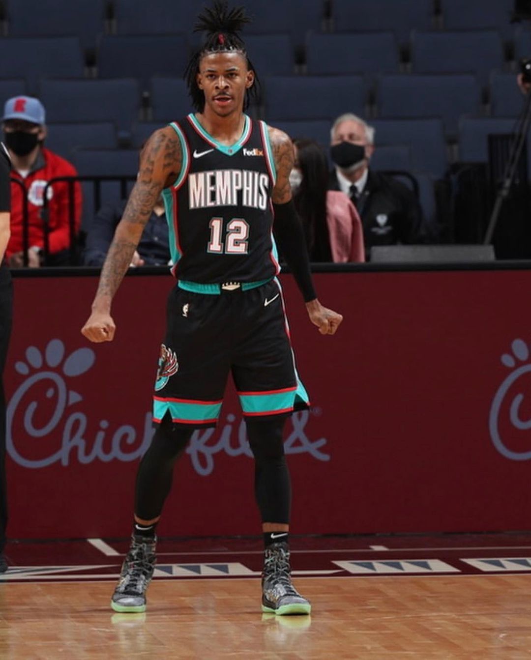  p>贾·莫兰特(ja morant),1999年8月10日出生于美国 a target="