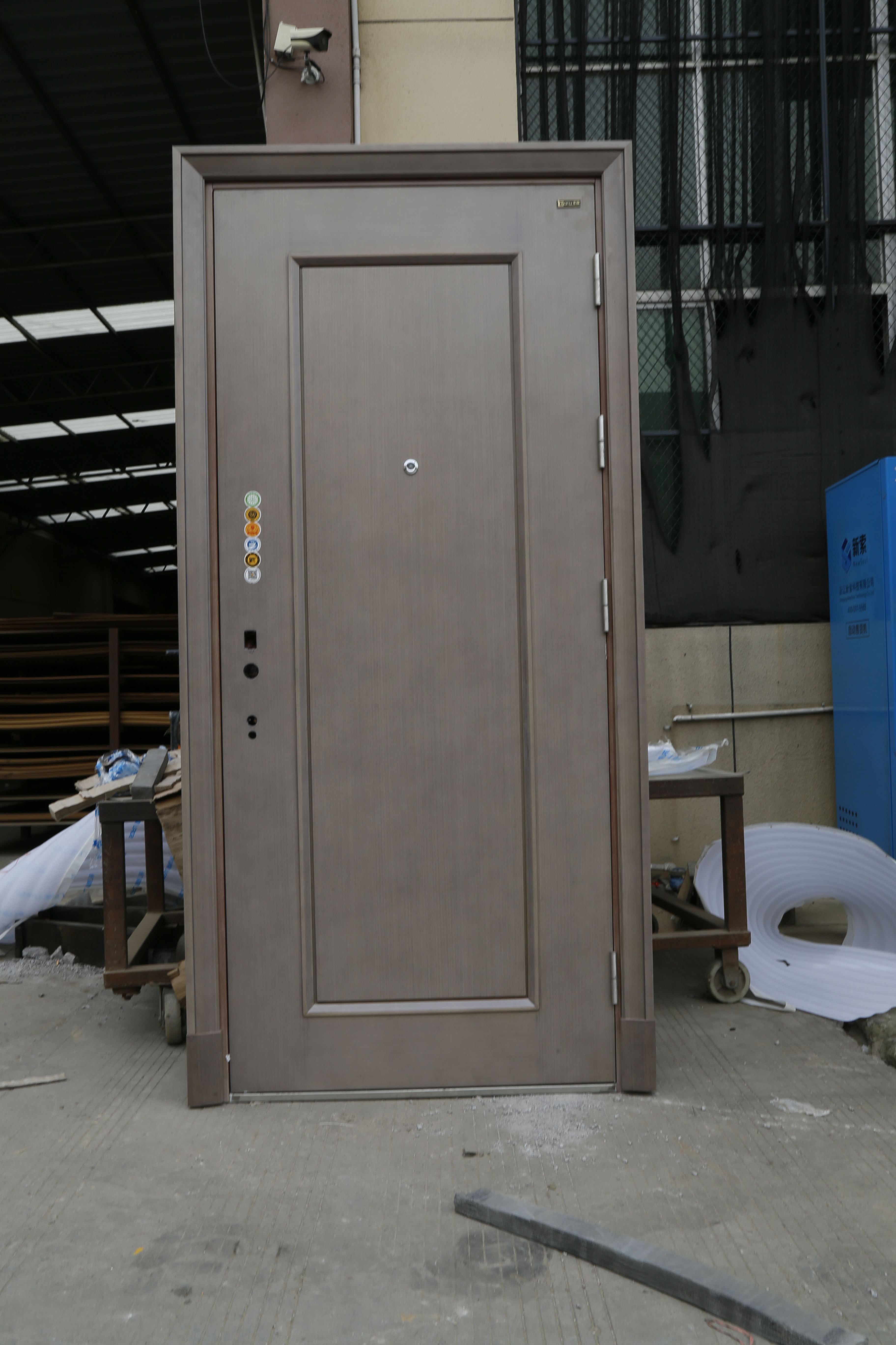  p>索福门业座落于浙江省永康市.