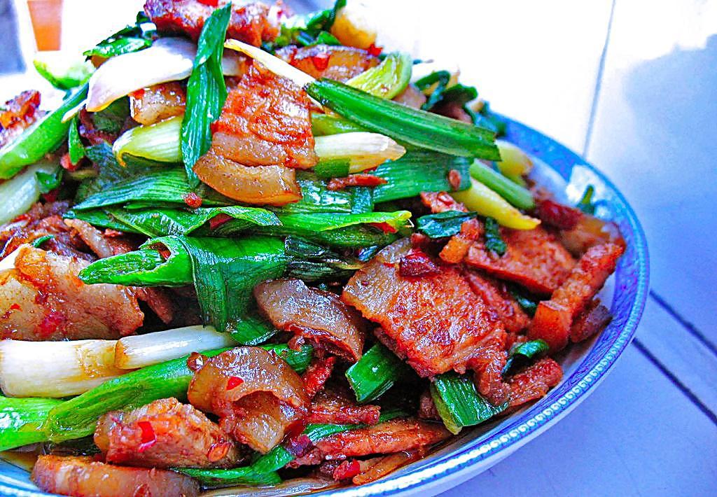 新派家常回锅肉