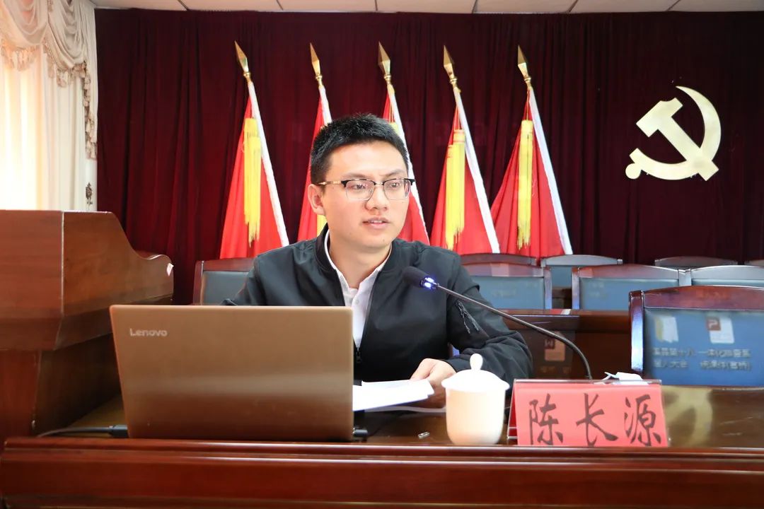  /p> p data-id="tyds3wcj8eun">现任泉州市安溪县官桥镇纪委书记.