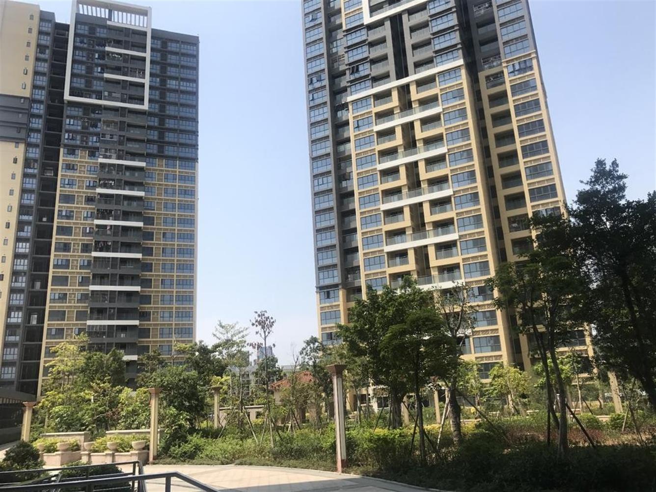  p>天福华府位于深圳市宝安区西乡,由 a target="_blank" href="/item