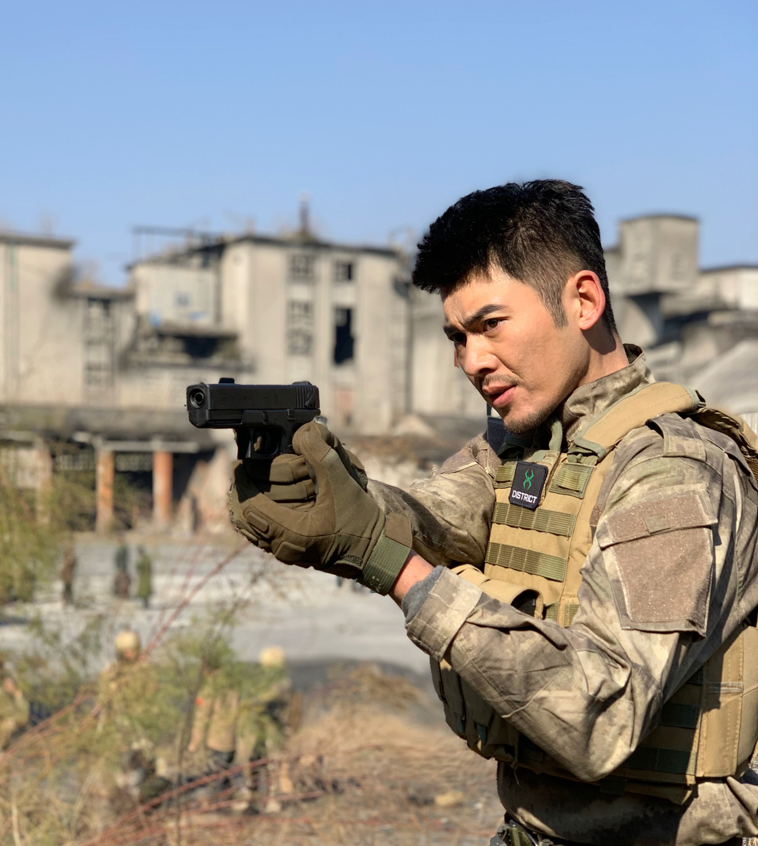  p>张博楠,1986年7月4日出生于黑龙江省大庆市,中国内地男演员.