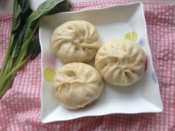 香菇鸡蛋包子