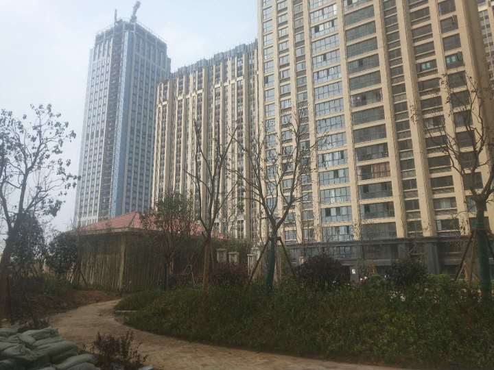  p>观湖国际是由淮南四季东海置业有限公司投资开发,浙江智会堂全案