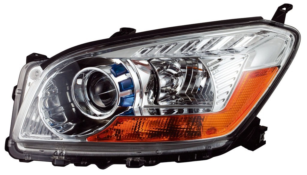 用于夜间或光线昏暗的路面上汽车行驶时的照明,包括灯壳,雾灯,转向灯