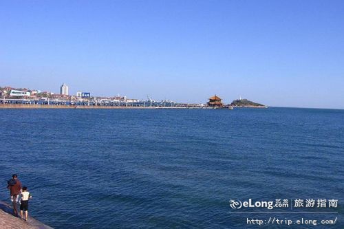  p>天津海滨浴场位于 a target="_blank" href="/item/滨海新区/1752"