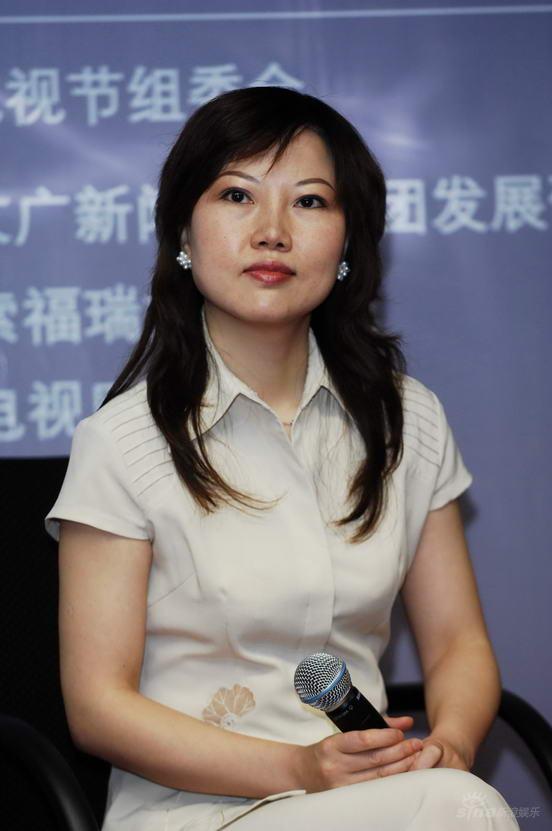 李岚