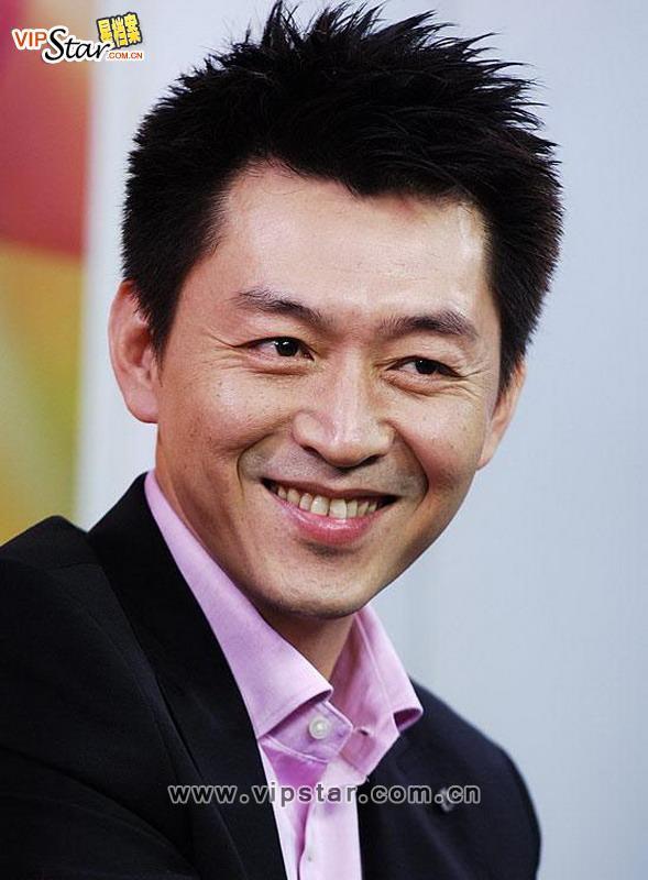  p>庹[tuǒ]宗华,1962年10月10日出生于台湾省台北市,祖籍湖北松滋