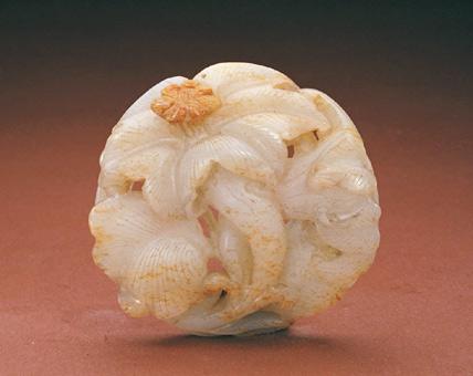  p data-id="gn6yolv038">宋玉环托花叶带饰是宋代的玉器,现藏北京