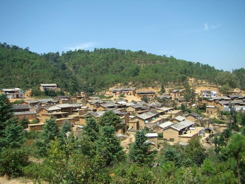  p>居得契村隶属于云南省红河州石屏县龙武镇脚白母村,属于山区,位于