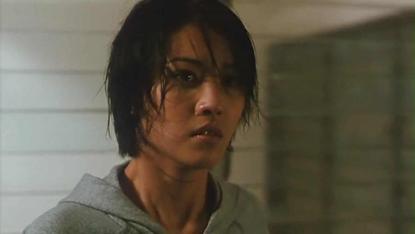  p>周海媚,1966年12月6日出生于中国香港,满洲镶白旗人,中国香港影视