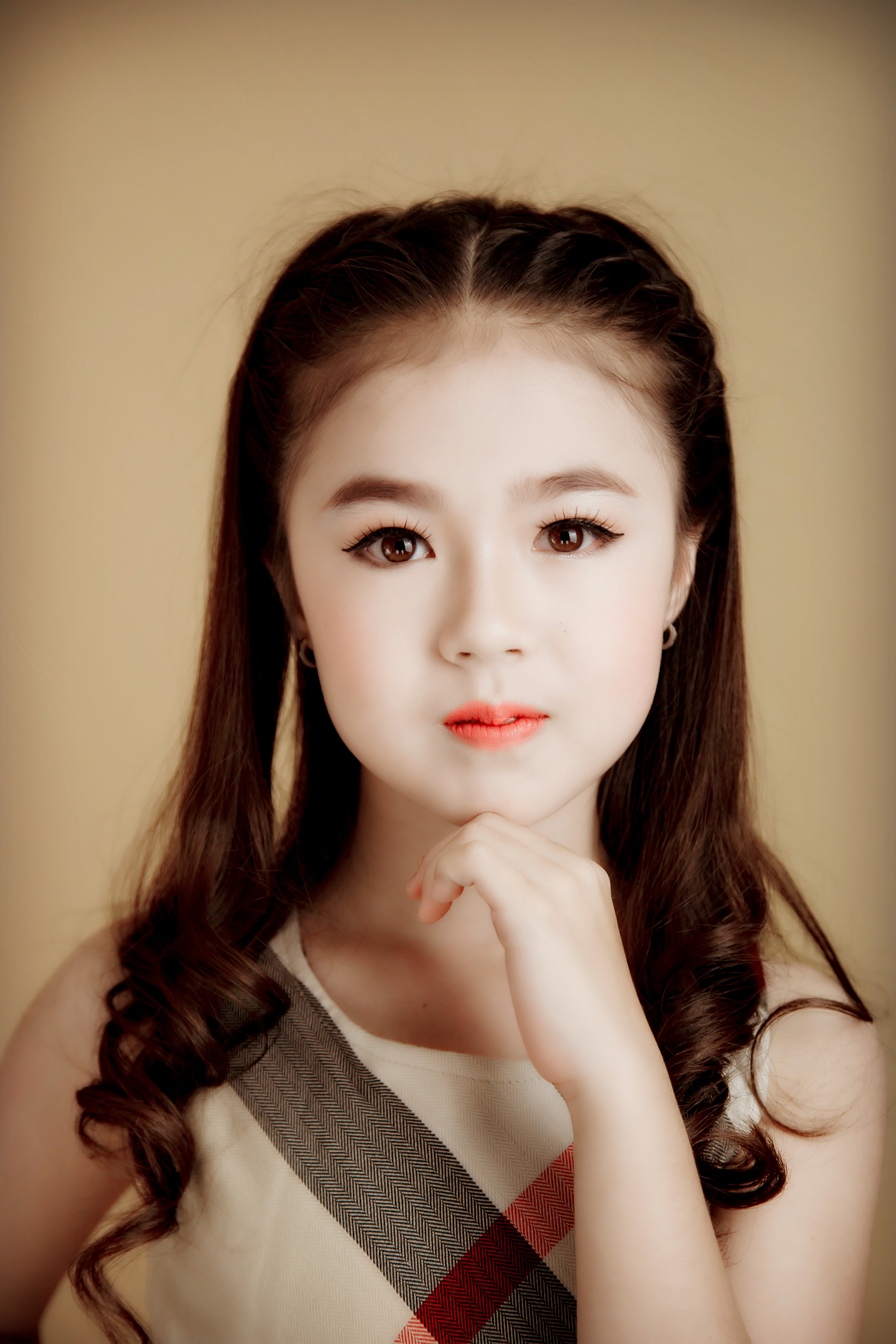  p>曾凯恬,小名恬恬,中美混血儿,童星,2005年3月30日出生于 a target=