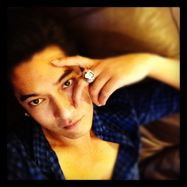  p>维拉帕特·苏帕派布尔(vee),1979年9月9日出生,泰国7台男演员.