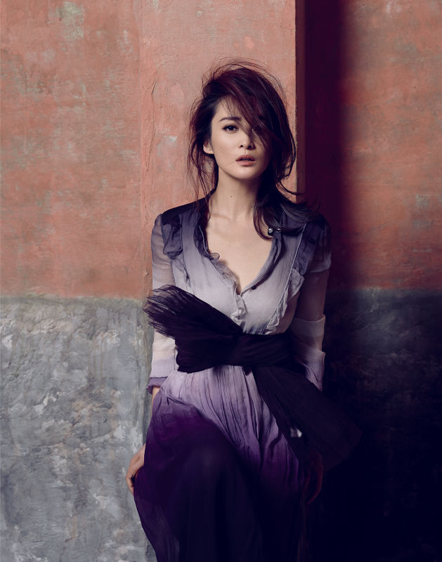  p>蒋勤勤,1975年9月3日出生于重庆市南岸区,中国内地女演员,毕业于 a