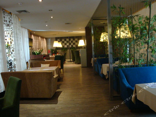 深圳半山国际酒店