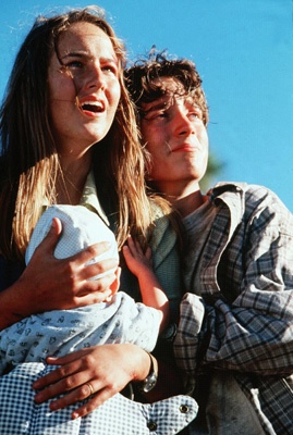  p>《天地大冲撞》 i>(deep impact) /i>是美国派拉蒙电影公司和梦