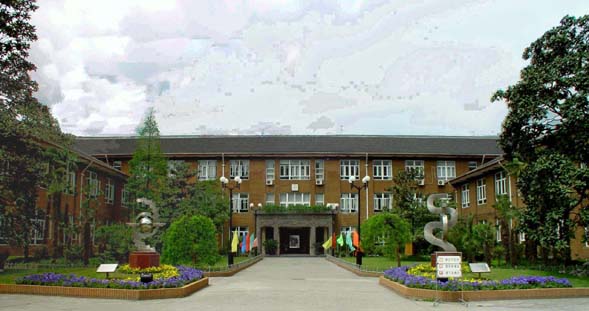 五爱高级中学 /a>地处 a href="#" data-lemmaid="1298055">上海中心