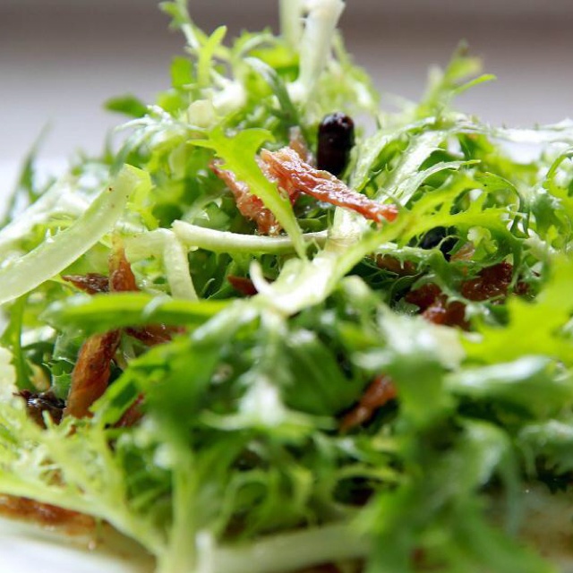 豆豉鲮鱼拌苦菊