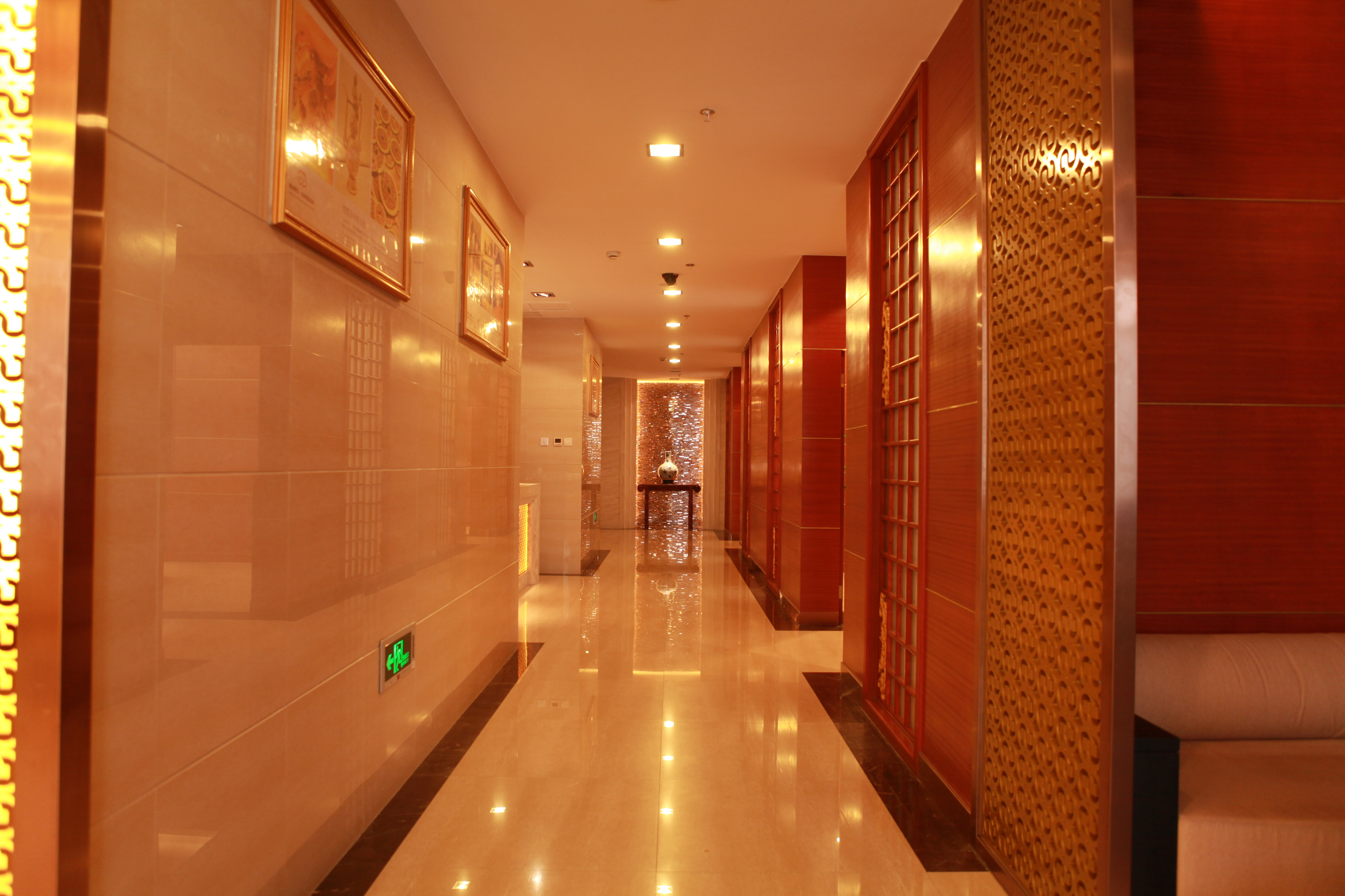 德诚黄金天玑财富会所