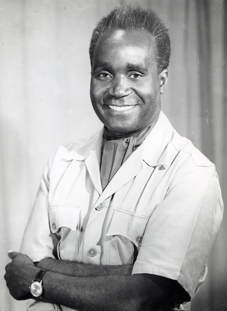 肯尼思·卡翁达