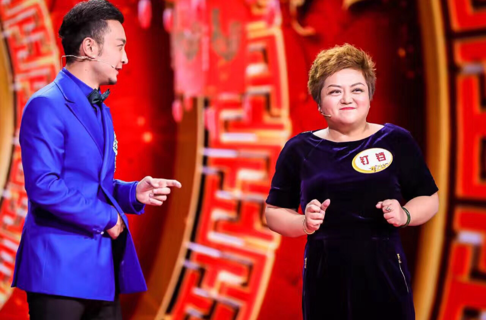 data-id="go0tut4t6g">叮当,原名李青瑶,汉族,出生于北京,演员,主持人