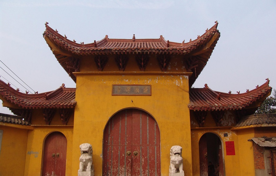  p>莲溪寺,位于湖北省武汉市 a target="_blank" href="/item/武昌