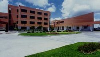  p>周浦澧溪初级中学,位于 a href="#" data-lemmaid="127743">上海市