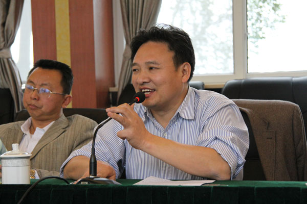  p>潘先根,男,汉族,四川沐川人,1963年2月生,中共党员,四川教育学院