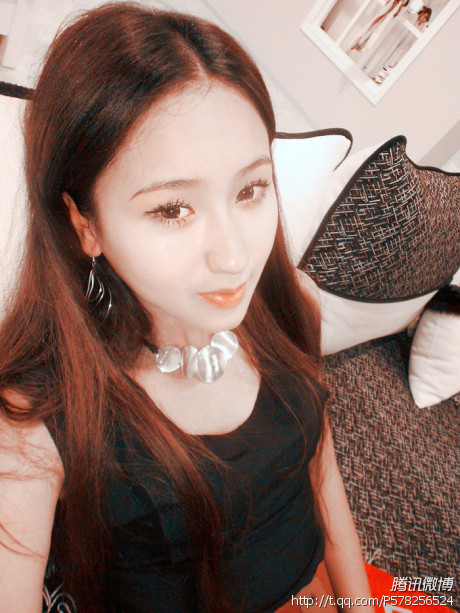 帕尔维娜·多力红