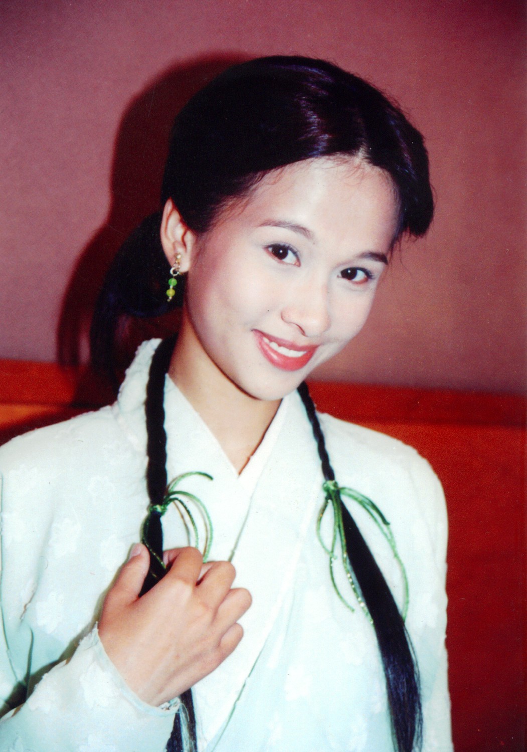  p>文颂娴,1976年7月20日出生于中国香港,演员,前 a target="_blank"