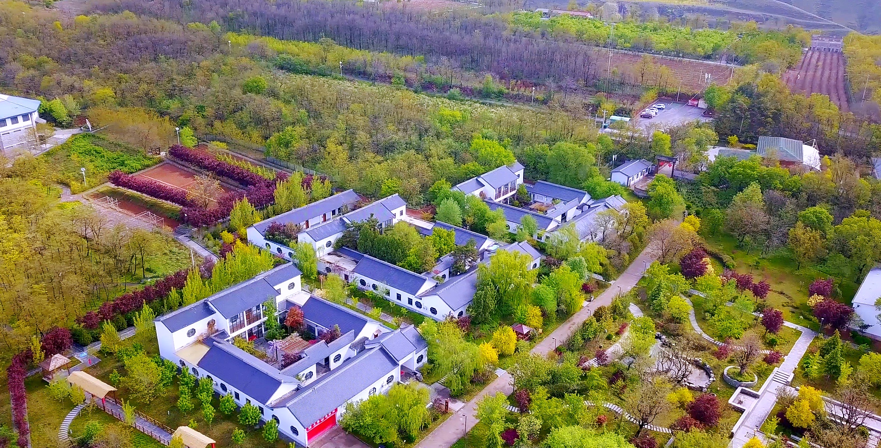  p data-id="gnzg1jypiu">云集生态园位于陕西省咸阳市永寿县甘井镇