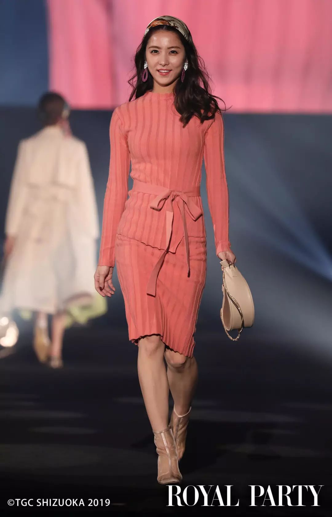  p>tgc时尚盛典是一场以 a target="_blank" href="/item/日本女孩