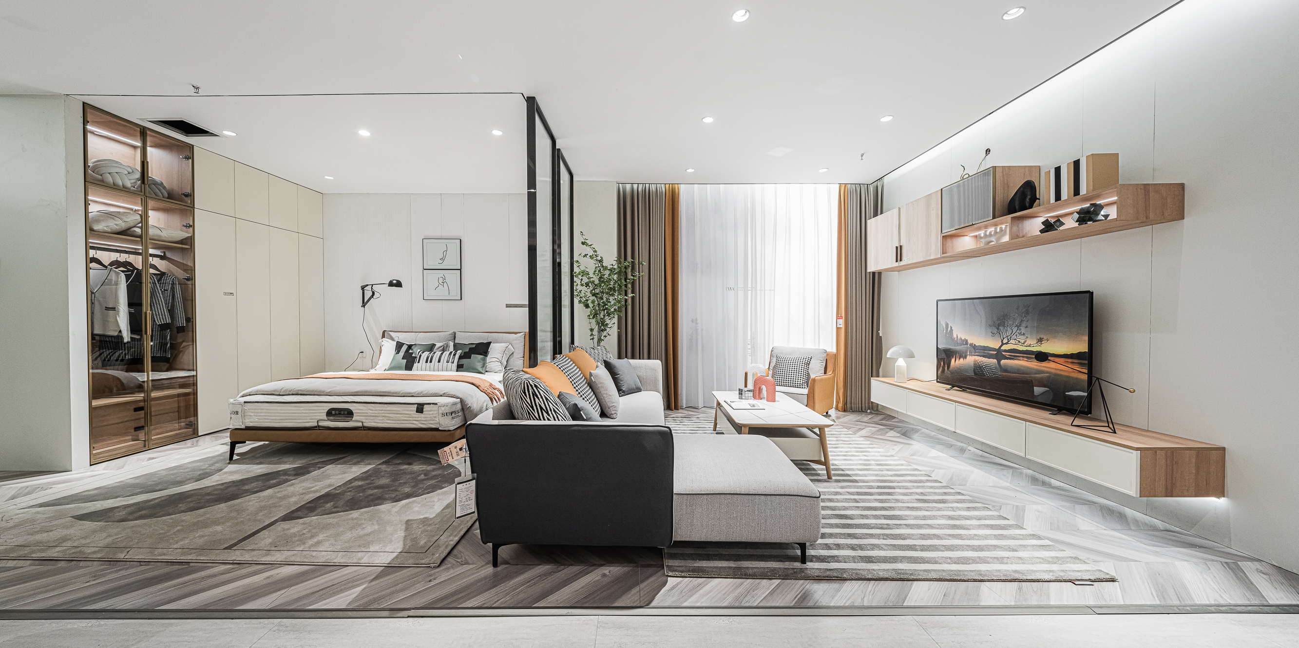 a>)总部位于四川省成都市崇州,成立于2004年2月23日,是一家集家具设计