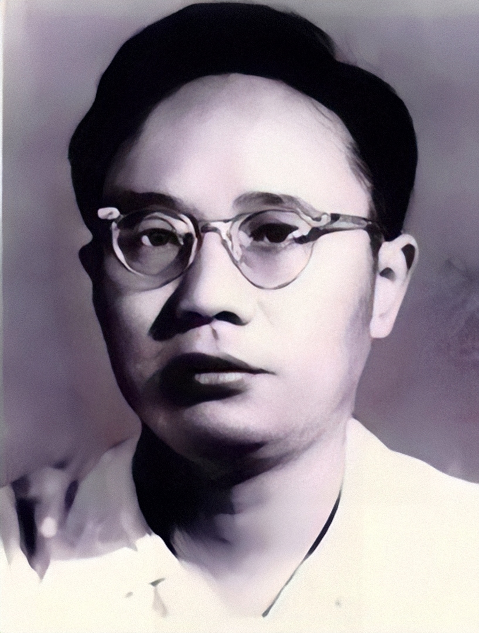 何其芳(1912.2.5-1977.7.24)