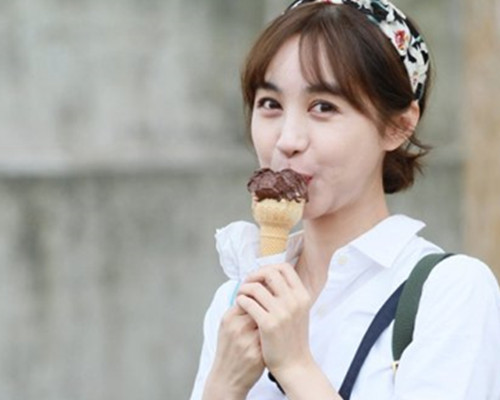 李菲儿