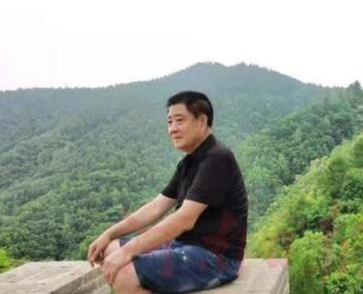  p data-id="2isxh1eb53e">李立新,男,祖籍为方城县二郎庙镇史庄村人