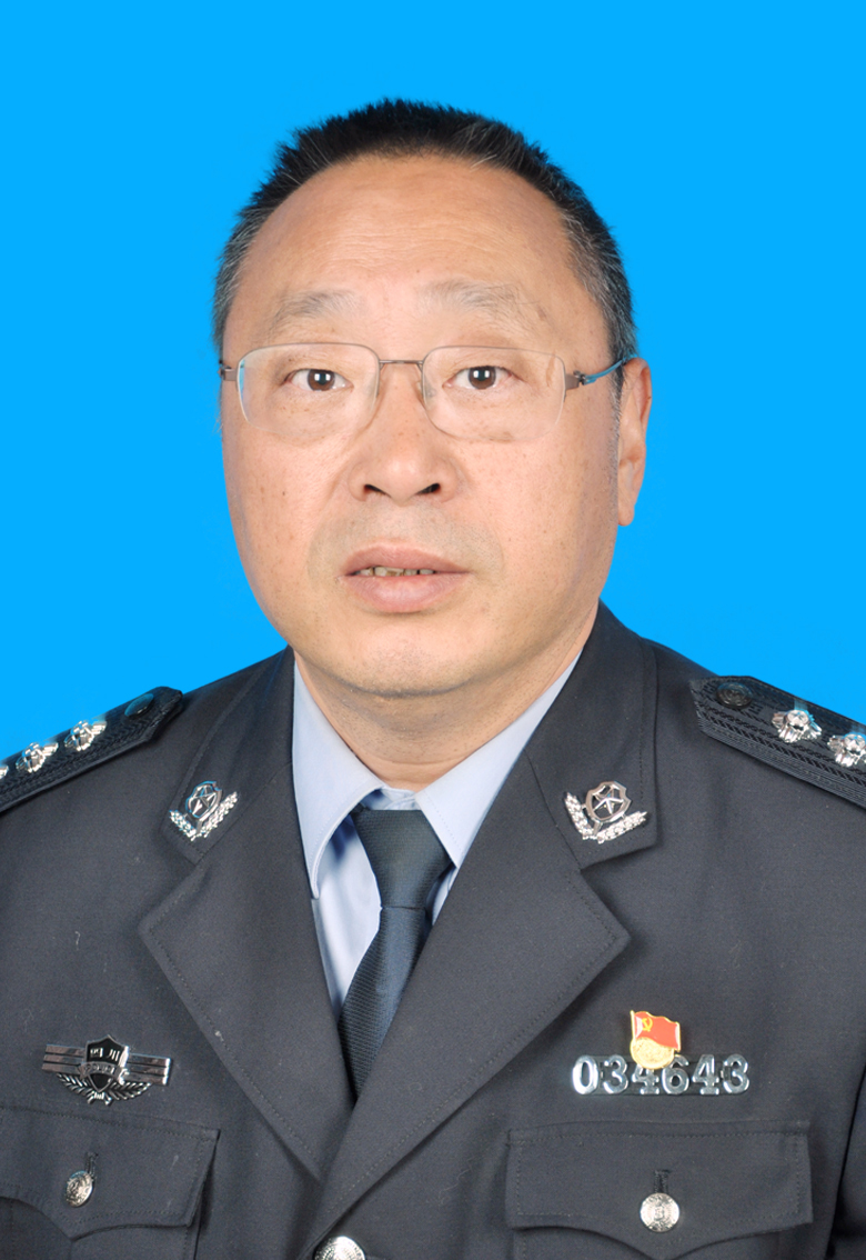  /p> p>现任四川省广元市城市管理行政执法局党委委员,副局长,兼市