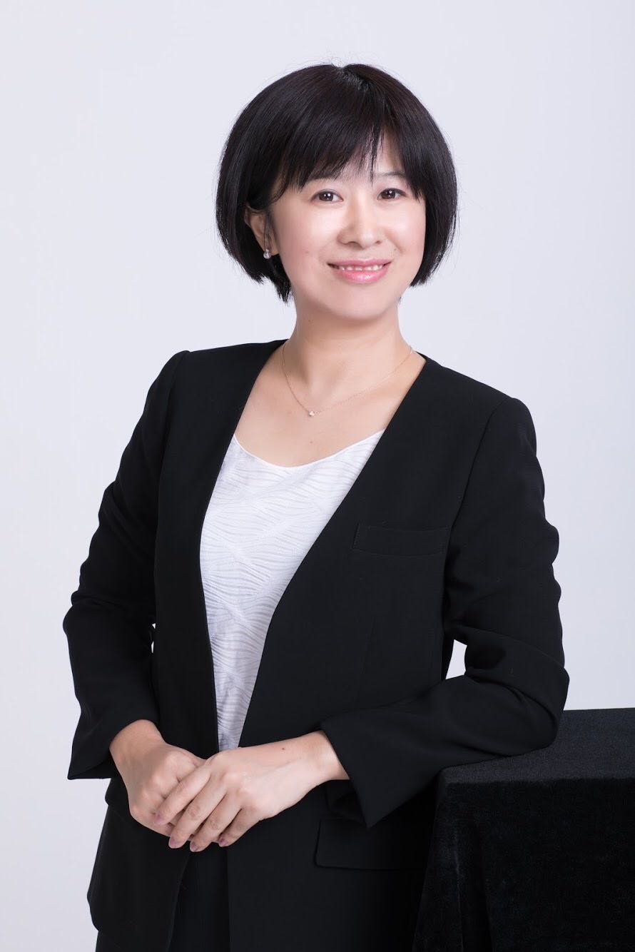  p data-id="szqa5zvaqebl">秦玥,女,深圳卫视驻 span class="ref"