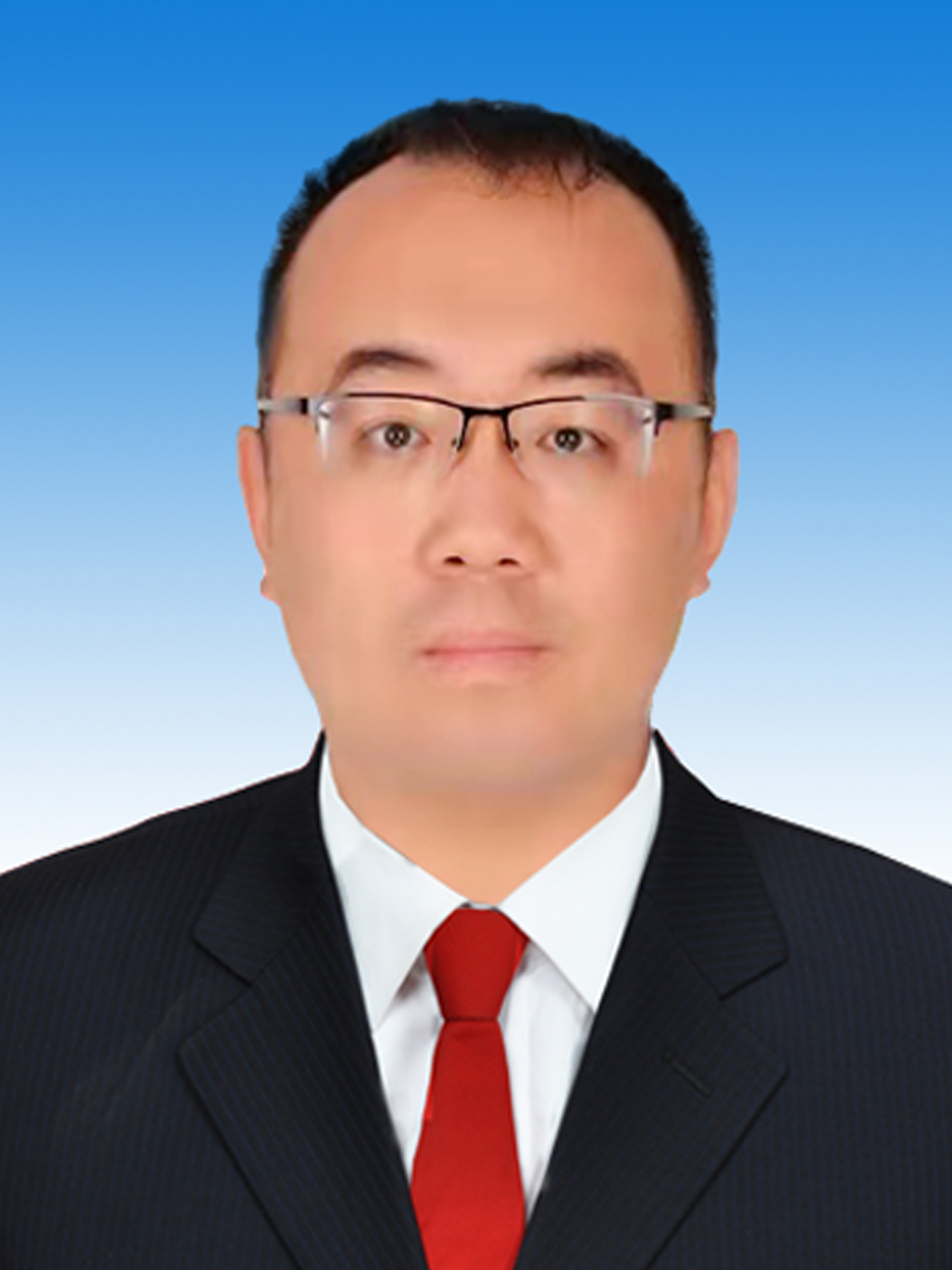  p data-id="slkid1m5vleg">毕鹏,汉族,山西临猗人,2005年8月入党