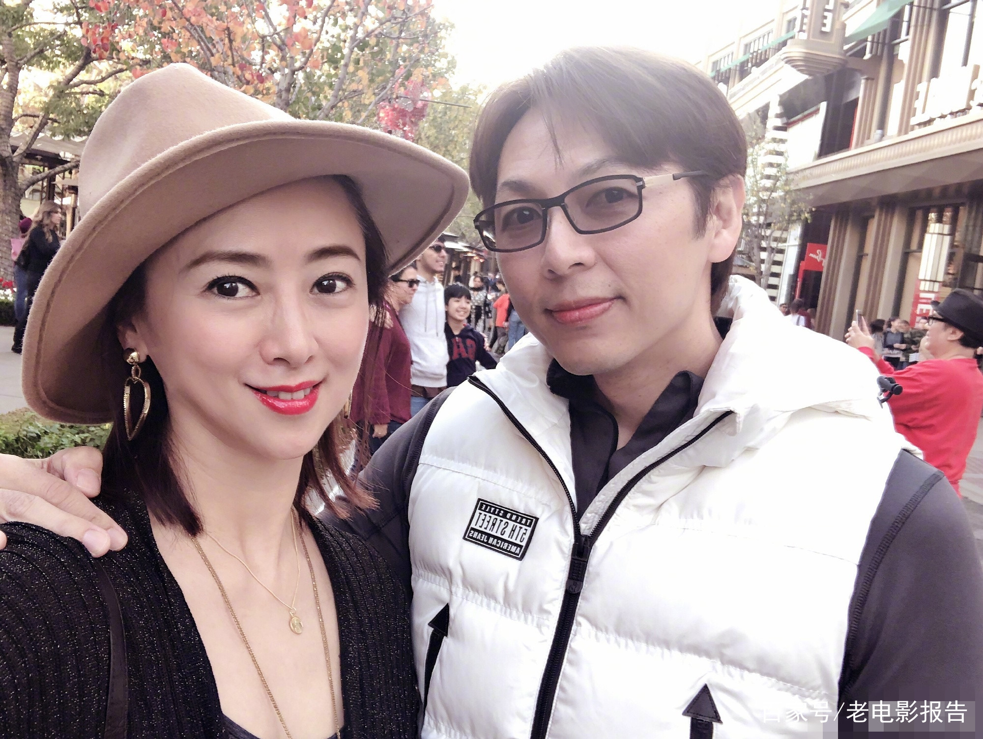 任性的翁虹：一脱成名，险和高知父母反目，闪婚闪离再婚终遇真爱_百科TA说