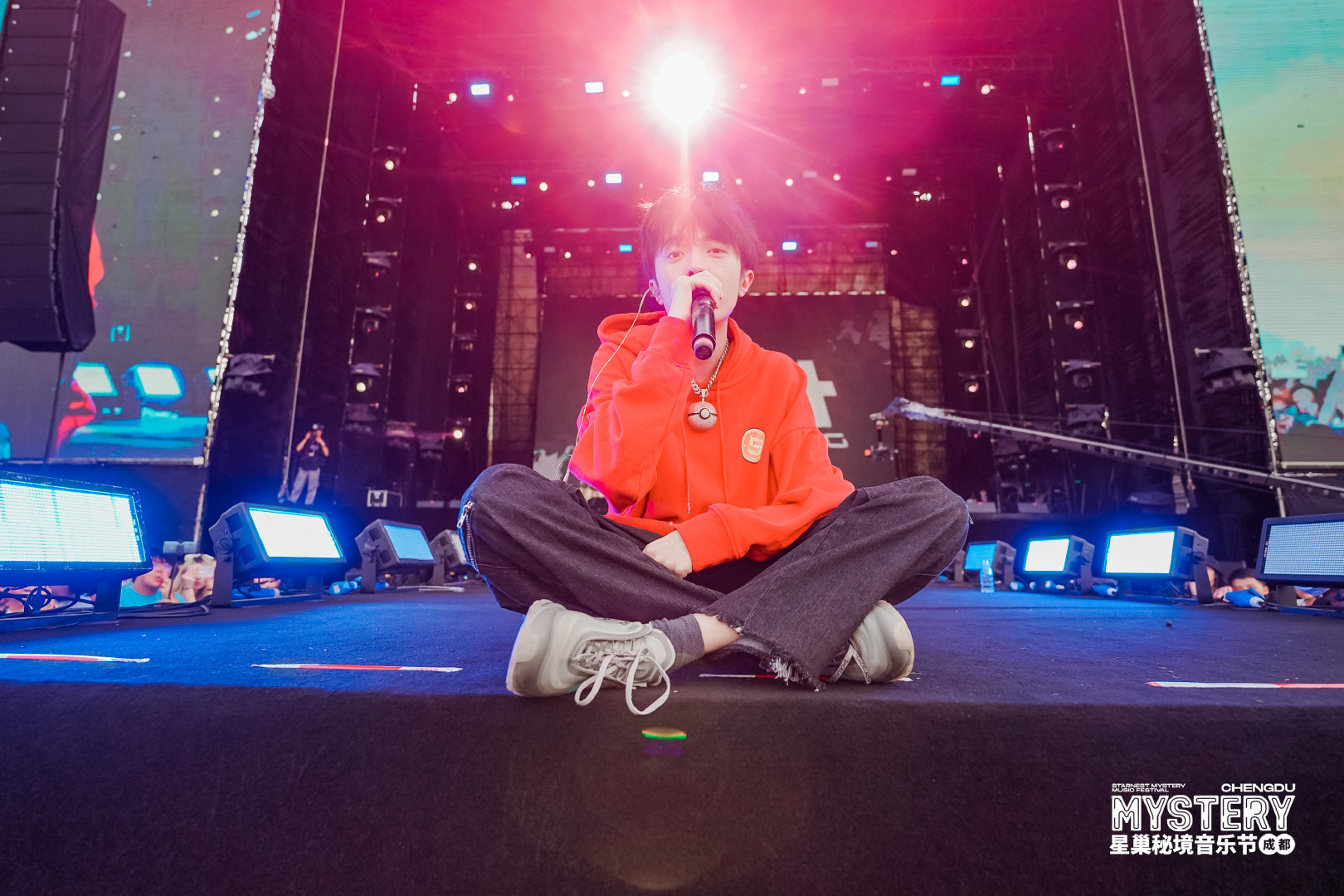  p data-id="gnvg11plke">姜云升,本名姜振乾,1996年6月1日出生于 a