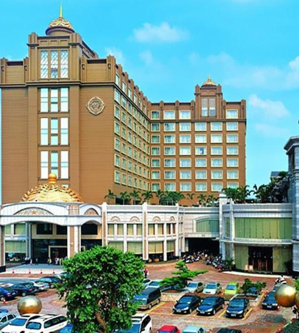  p data-id="gnwux2nuax">佛山顺德哥顿酒店坐落在顺德,位于容桂中心