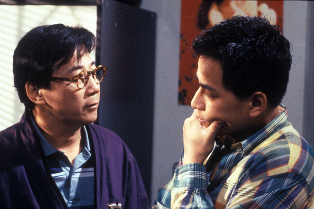  p>1992年香港tvb电视台播映的电视剧《小男人出差》,王心慰监制,主演