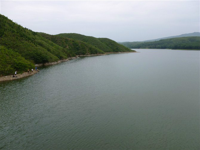  p data-id="gnwhmzcwt1">寺河水库位于宜阳县赵保镇,占地面积800余亩