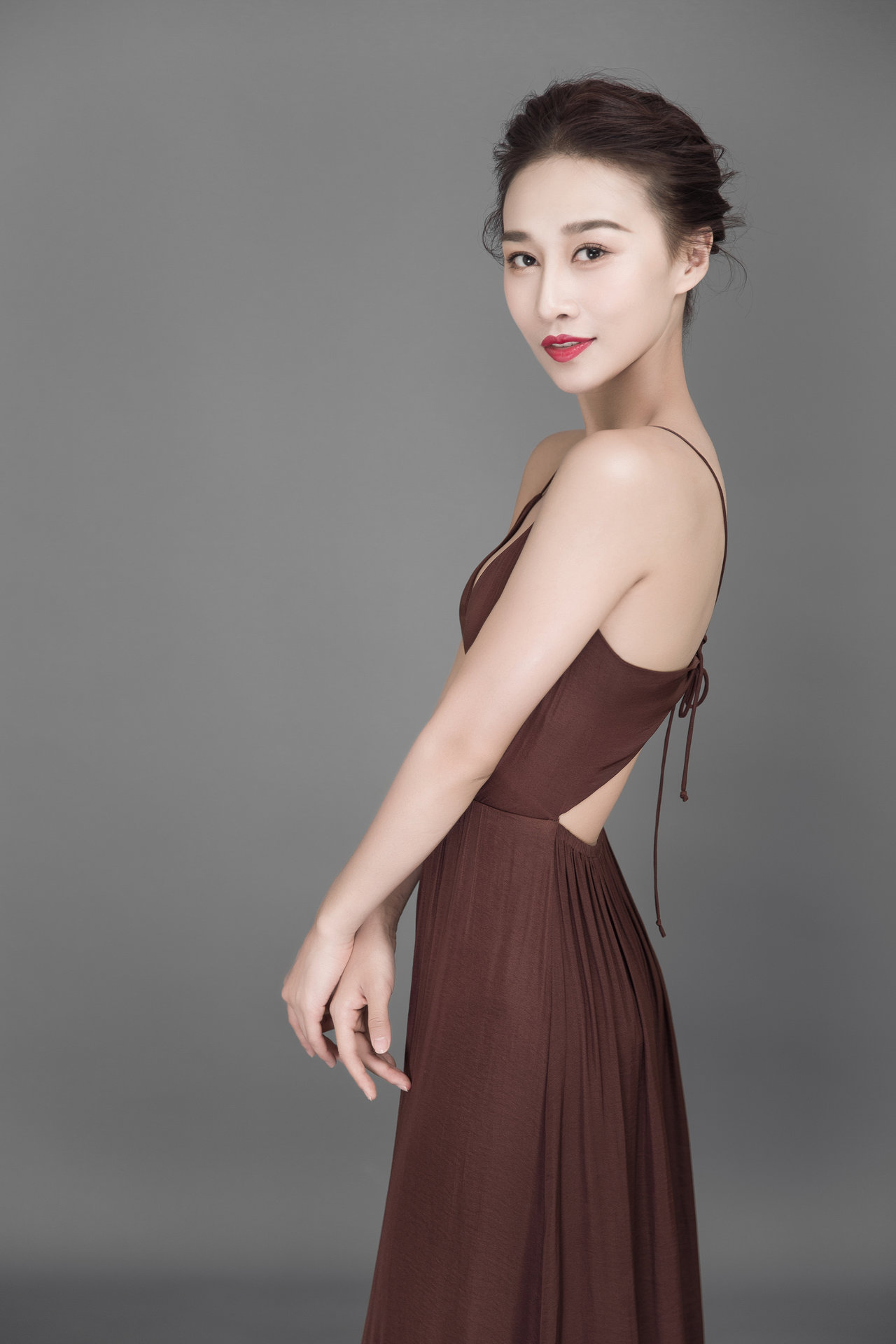  p>吴蕊含,吉林长春人.大陆女艺人,演员,平面模特,青年舞蹈家.