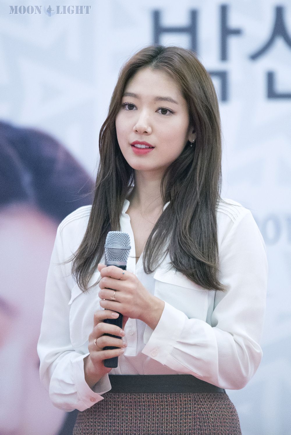  p>朴信惠 i>(         ,park shin hye) /i>,1990年2月18日出生于