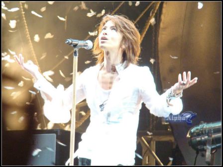 HYDE（日本男歌手、摇滚乐队彩虹乐队主唱）_百度百科