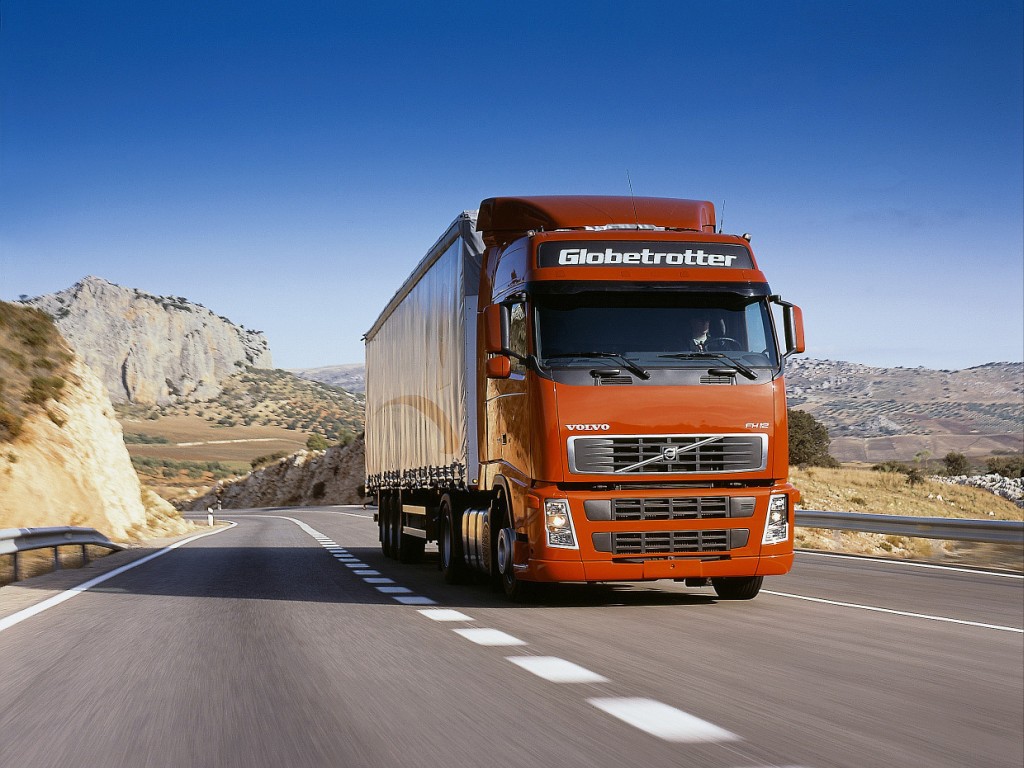  p>交通运输业是指使用运输工具将货物或者旅客送达目的地,使其空间