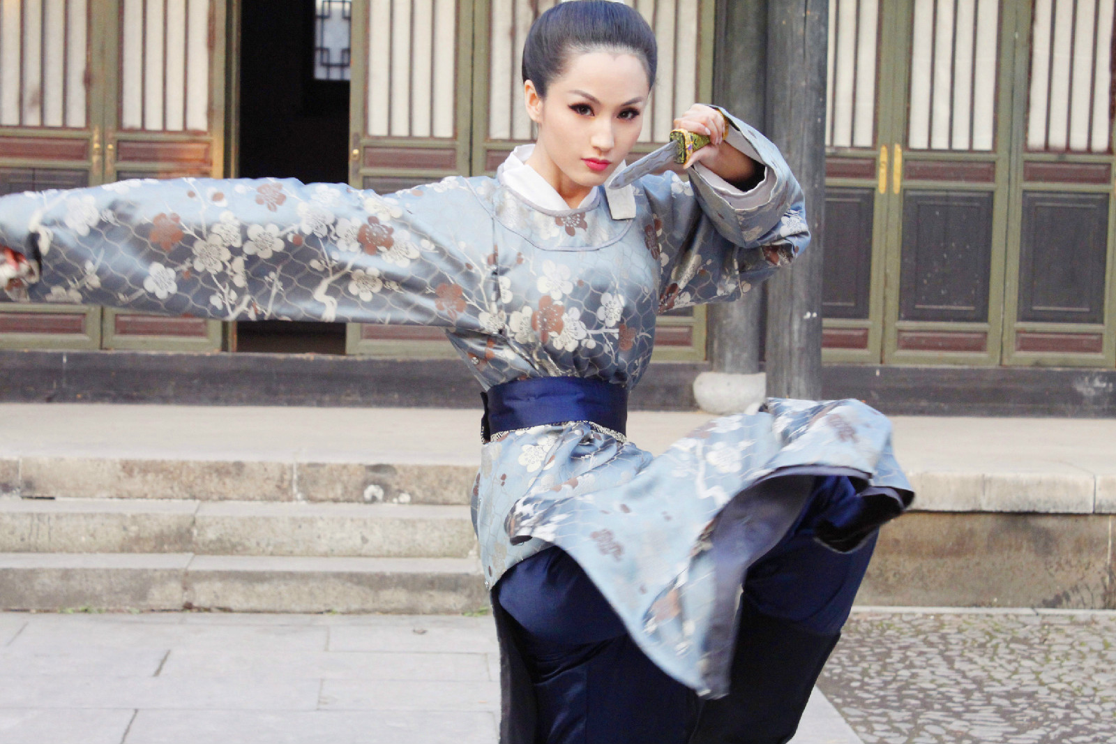  p>陈惠儿是大型古装系列电视剧《 a data-lemmaid="13862604">隋唐